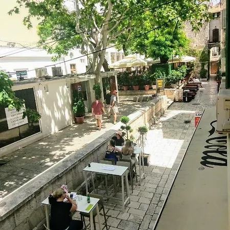 De Caris Palace *